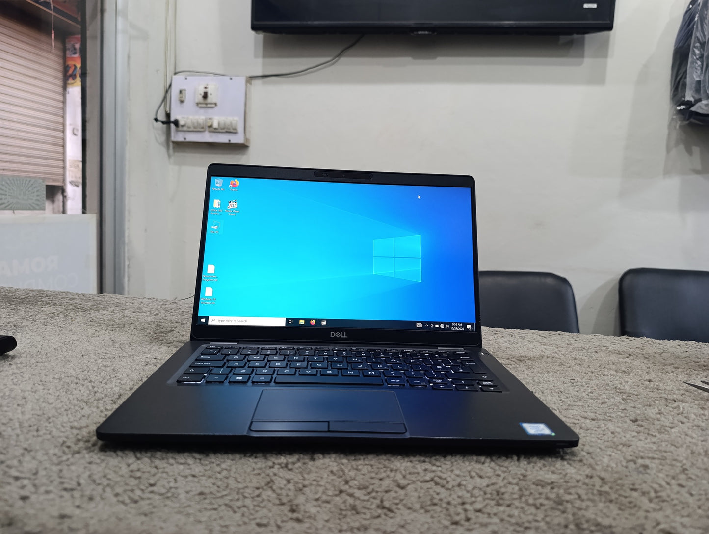 Dell Latitude 5300 | i5 8th Gen | 8GB RAM | 128GB SSD | 14” FHD Display | Backlit Keyboard | Fingerprint | Excellent Condition
