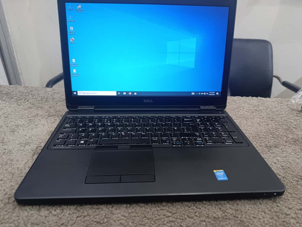 Dell Latitude E5550 15.6-inch FHD display