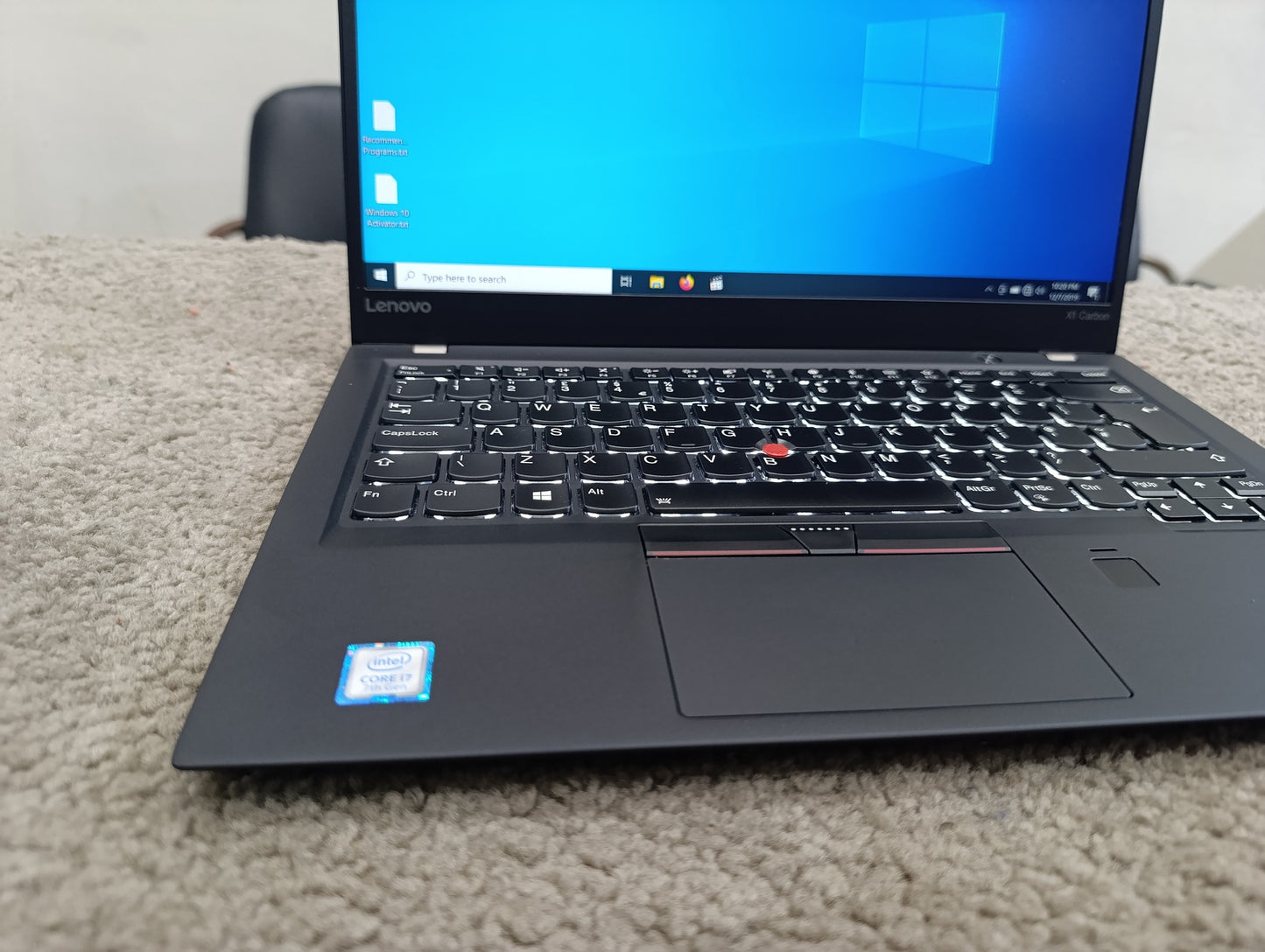 Lenovo X1 Carbon | i7 7th Gen | 16GB DDR4 RAM | 256GB SSD | 14.5” FHD Display | Backlit Keyboard | Fingerprint Sensor | Excellent Condition