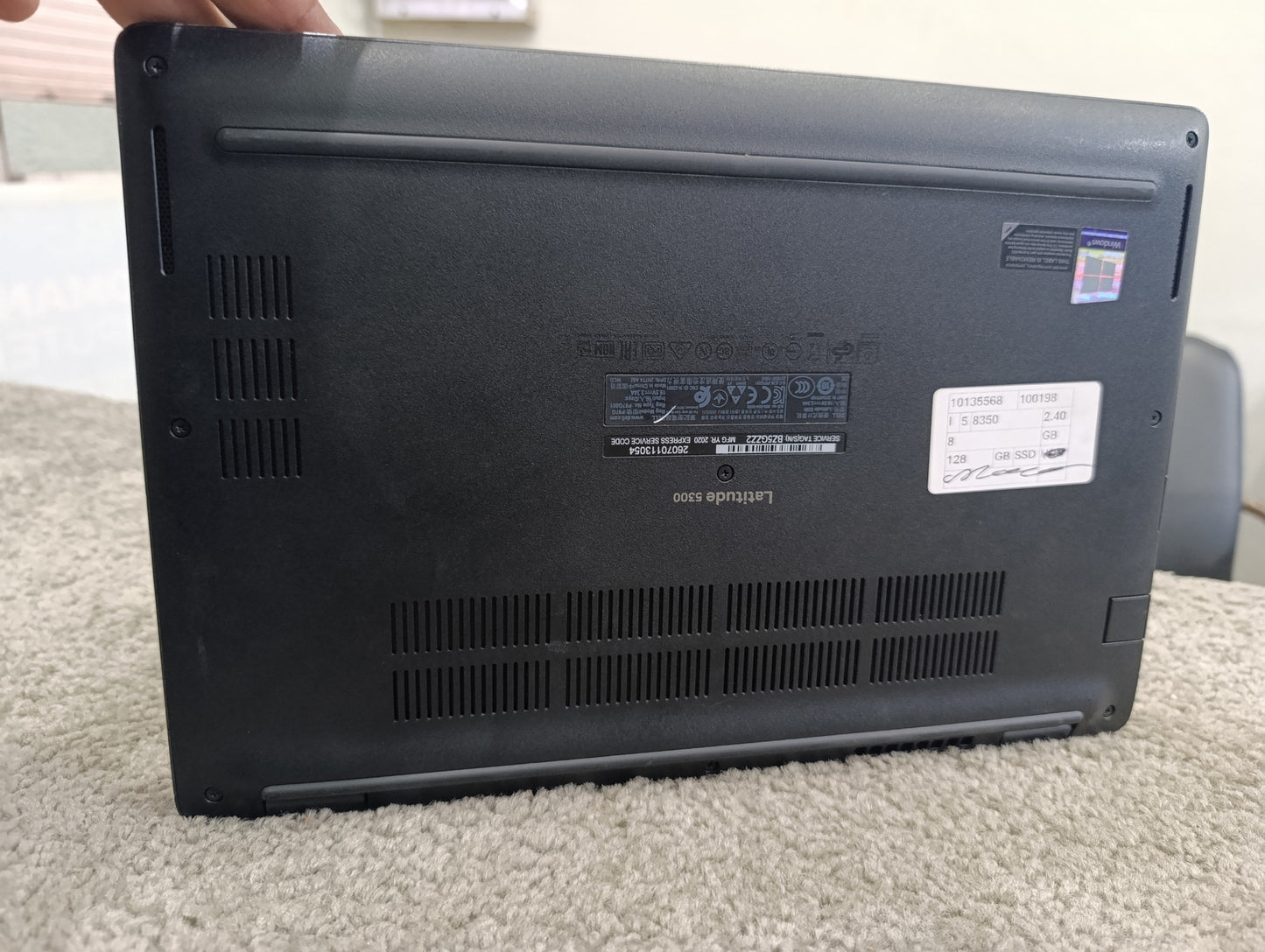 Dell Latitude 5300 | i5 8th Gen | 8GB RAM | 128GB SSD | 14” FHD Display | Backlit Keyboard | Fingerprint | Excellent Condition