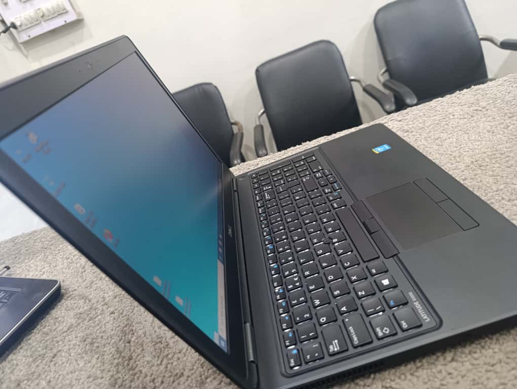 Dell E5550 with 8GB RAM and 256GB SSD