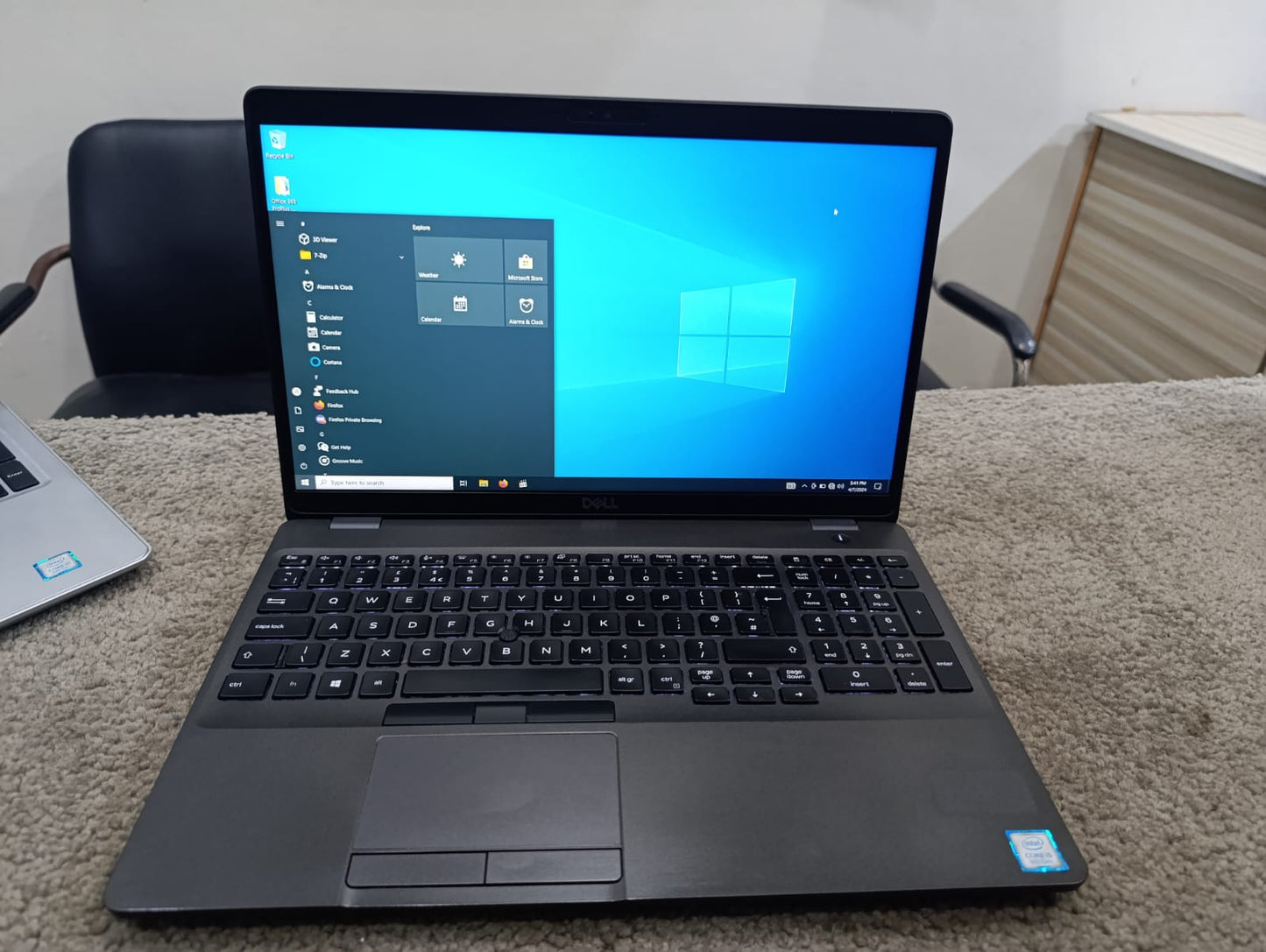 Dell Precision 3540 i5 8th Gen workstation laptop front view