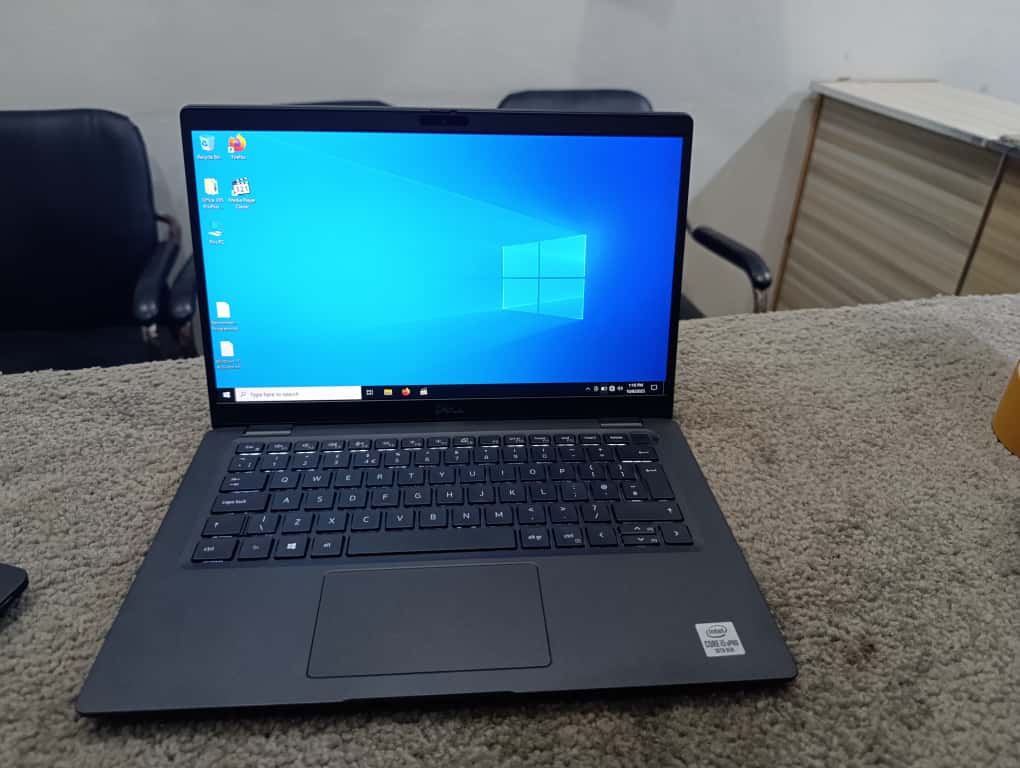 Dell laptop camera and bezel closeup