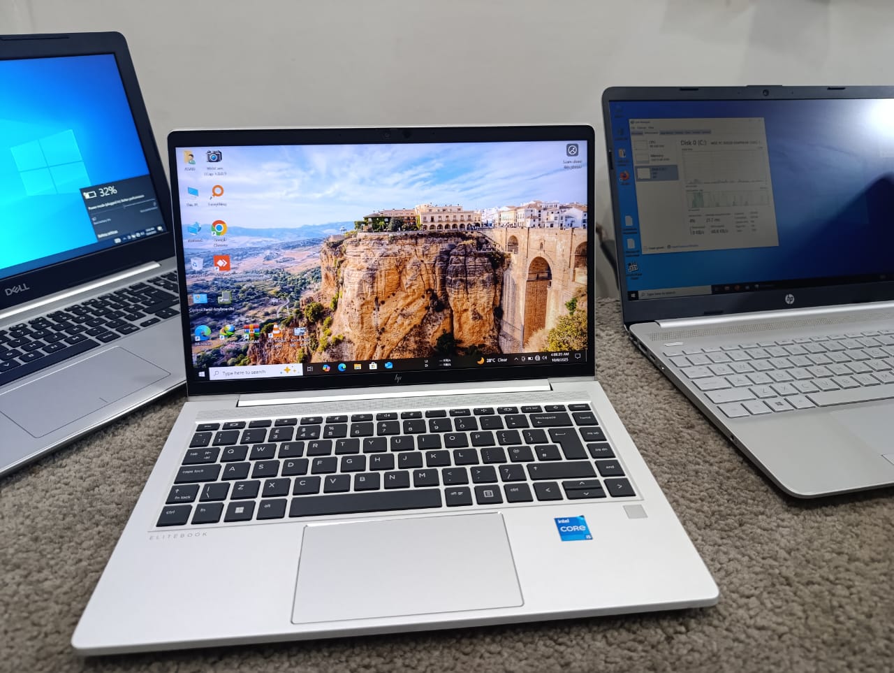 HP EliteBook screen clarity full HD