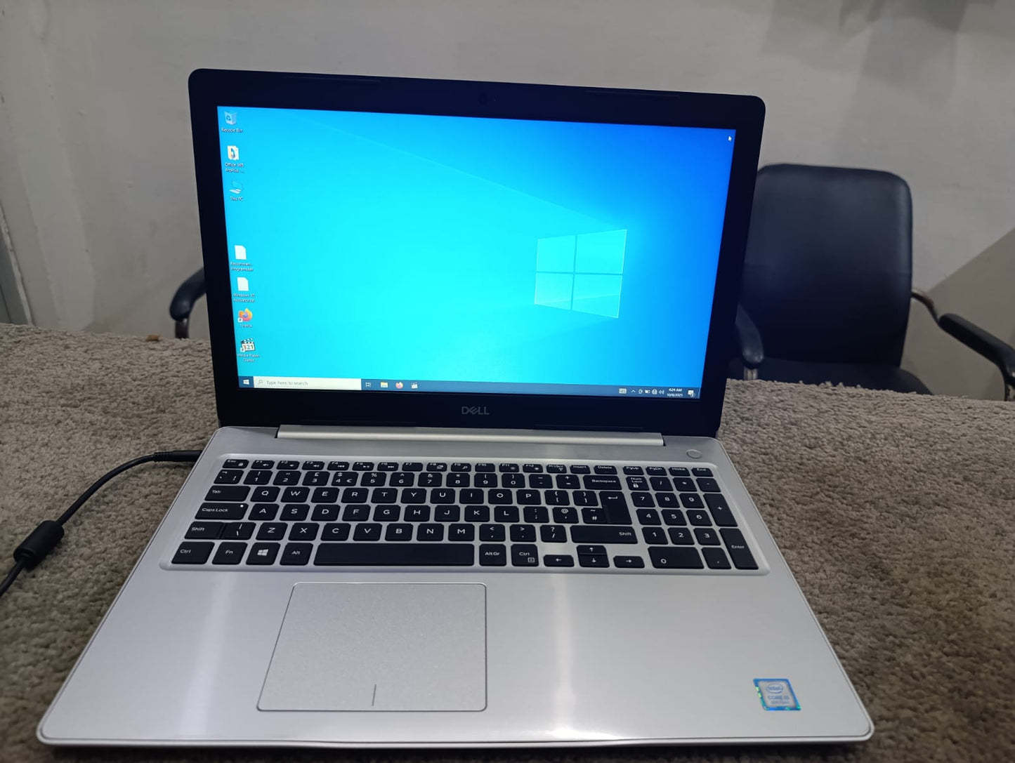 Dell Inspiron 5570 – Core i5 8th Gen | 15.6” FHD | Slim Design | Best Price in Pakistan